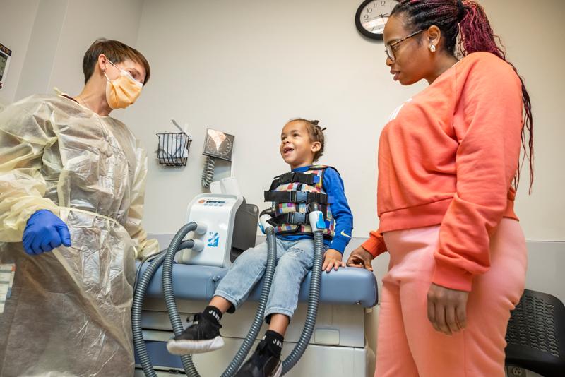 E0F811C8-6CC5-4CD2-BAAA71BE39A47220